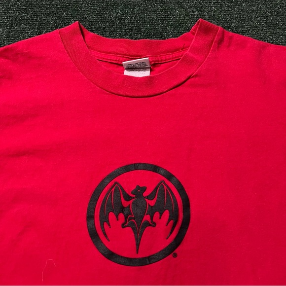 Vintage 90s Bacardi Spice Rum USA Promo Faded Red T Shirt Size M 20X27 - Picture 2 of 7